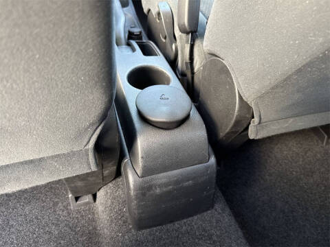 2011 Nissan Versa 1.8 S