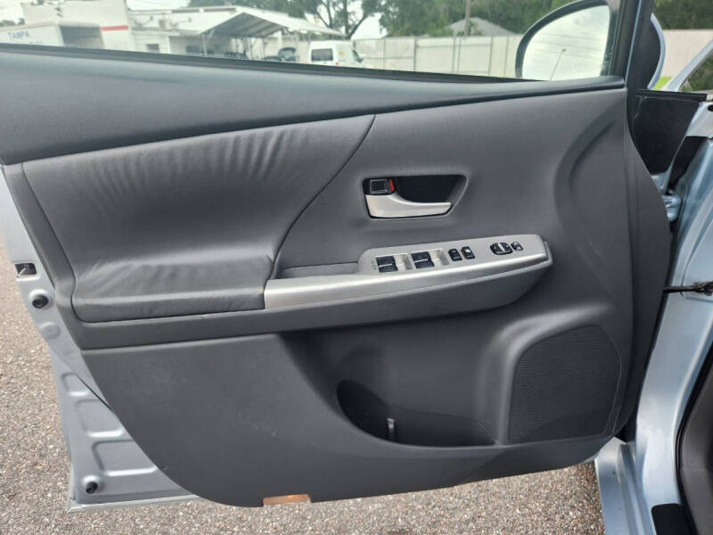 2012 Toyota Prius v Five