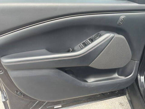 2022 Ford Mustang Mach-E Select