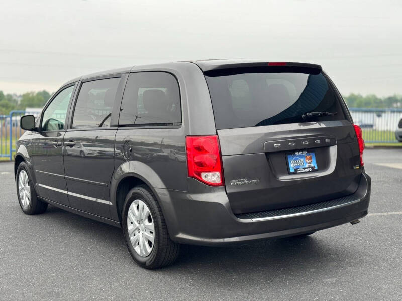 2017 Dodge Grand Caravan SE