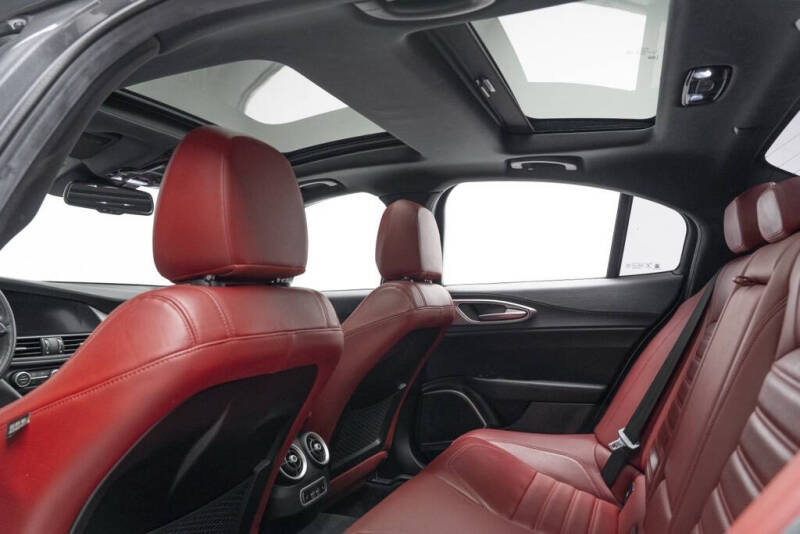 2022 Alfa Romeo Giulia Veloce