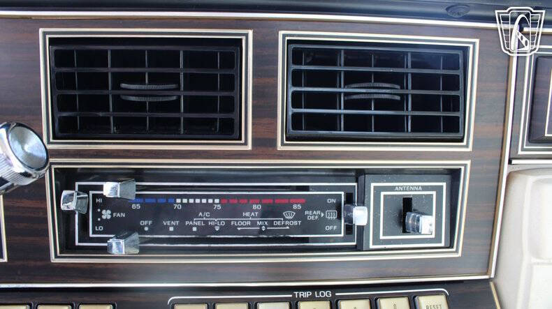 1982 Lincoln Mark VI