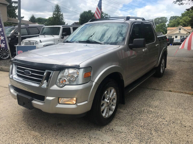 2007 Ford Explorer Sport Trac for sale at Loperena Auto Sales LLC in Lakewood NJ