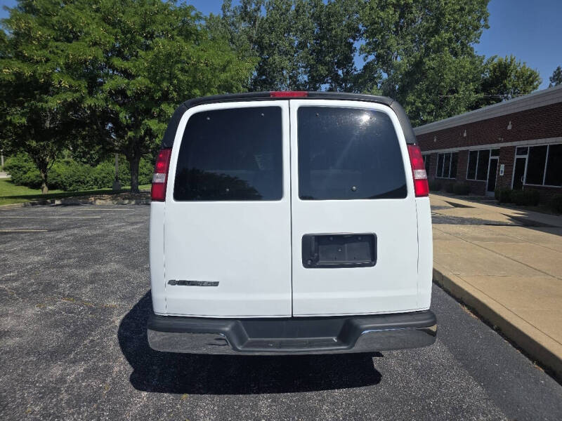 2017 Chevrolet Express LT 3500