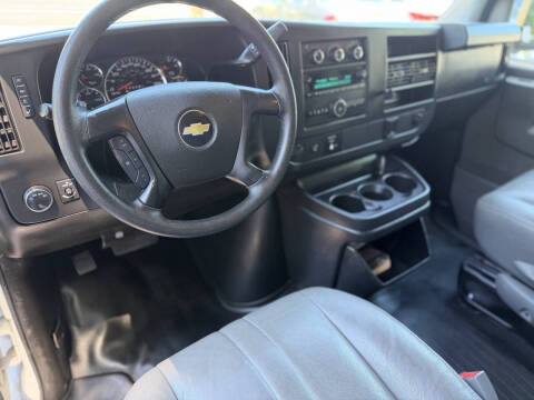 2016 Chevrolet Express 2500