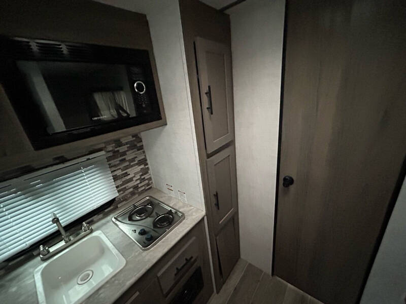 2021 Gulfstream ENLIGHTEN