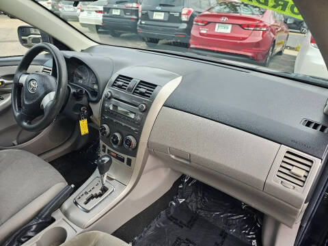 2011 Toyota Corolla LE