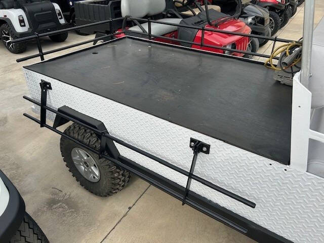 2006 Club Car Cargo Plus 6 Electric Flatbed