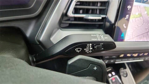 2024 Audi Q4 e-tron quattro Premium Plus 50