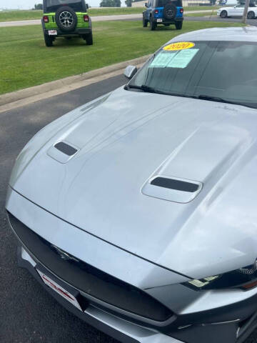 2020 Ford Mustang EcoBoost