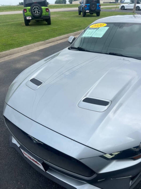 2020 Ford Mustang EcoBoost