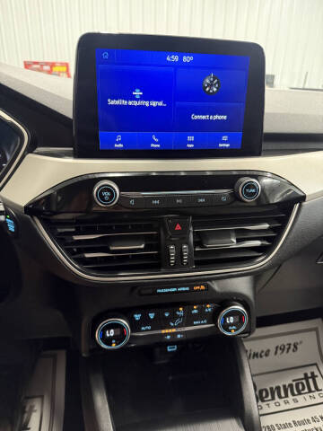 2021 Ford Escape SE