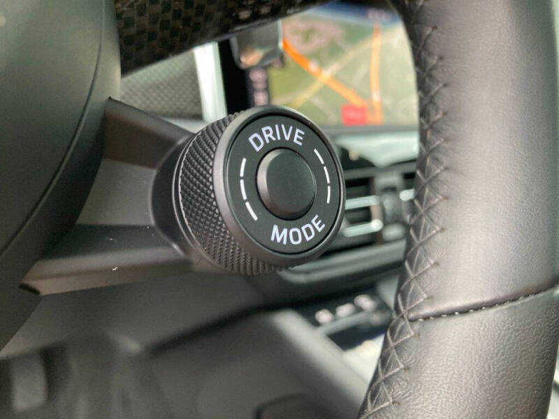 2024 Porsche Macan GTS