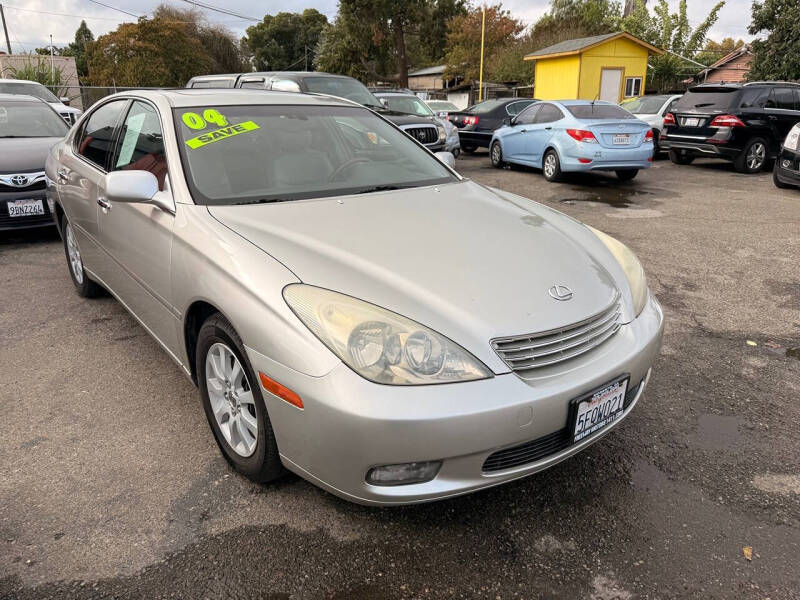 2004 Lexus ES 330