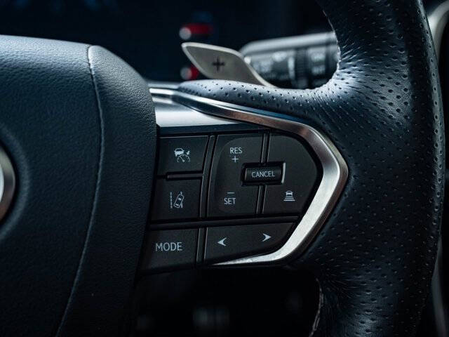 2022 Lexus LX 600 F SPORT Handling