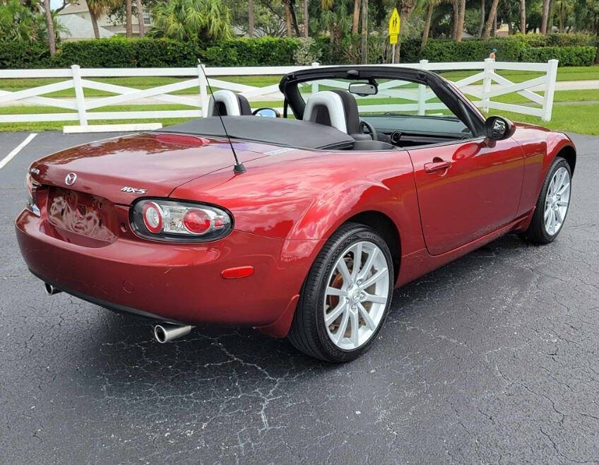 2006 Mazda MX-5 Miata for sale at VERO APEX in Vero Beach, FL