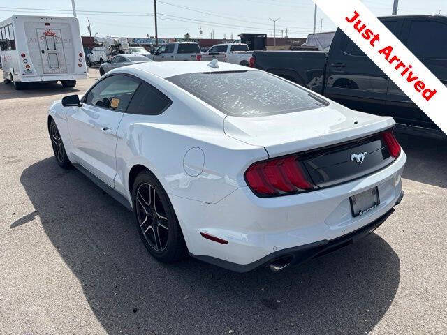 2021 Ford Mustang EcoBoost
