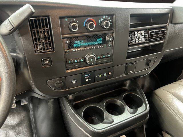2019 Chevrolet Express 2500