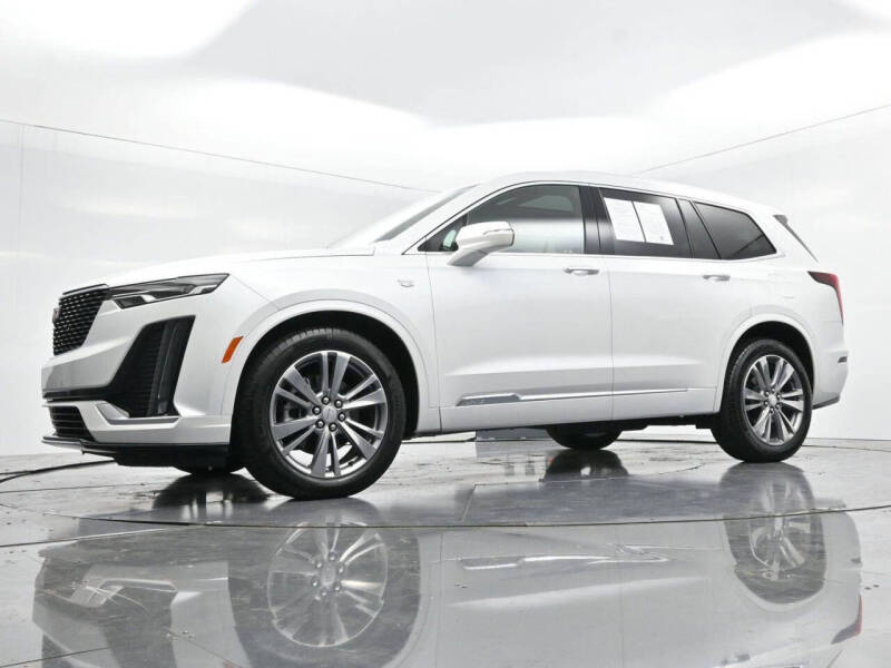 2025 Cadillac XT6 Premium Luxury
