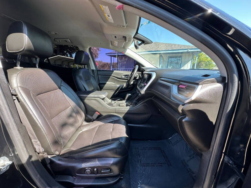 2019 GMC Acadia SLT-1