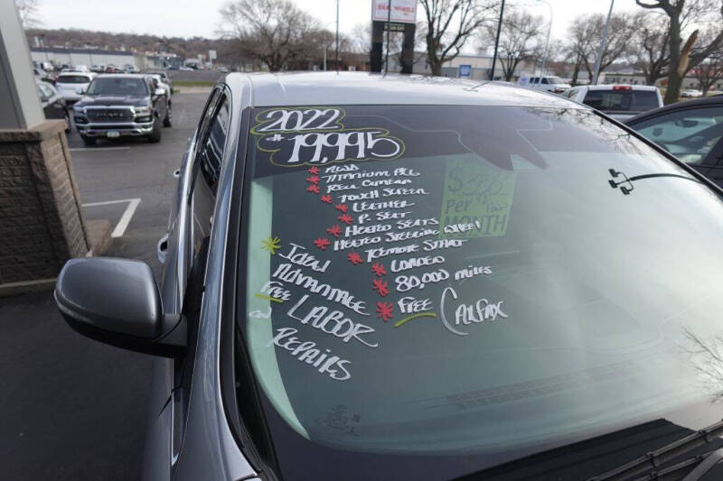 2022 Ford Edge Titanium