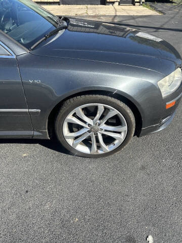 2008 Audi S8 quattro