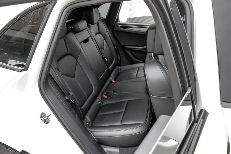 2024 Porsche Macan