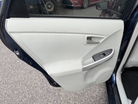 2014 Toyota Prius Five