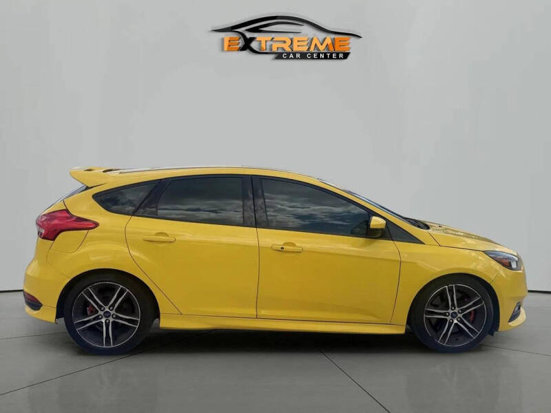 2017 Ford Focus ST