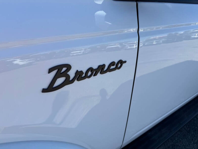 2024 Ford Bronco Outer Banks