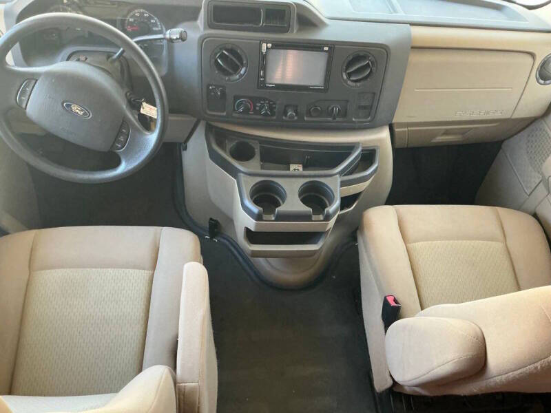 2013 Forest River 3011 DS MC32