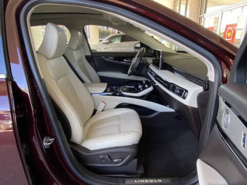 2022 Lincoln Nautilus Black Label