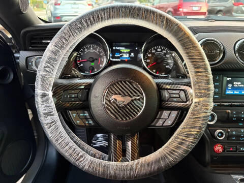 2016 Ford Mustang V6