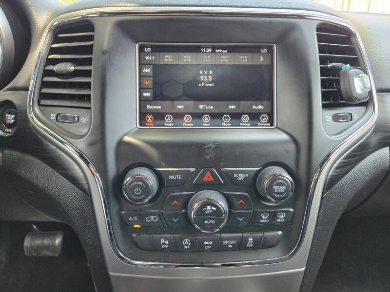 2019 Jeep Grand Cherokee Laredo E