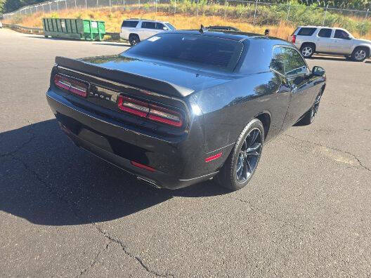 2018 Dodge Challenger SXT
