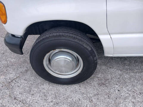 2006 Ford E-Series E-350 SD