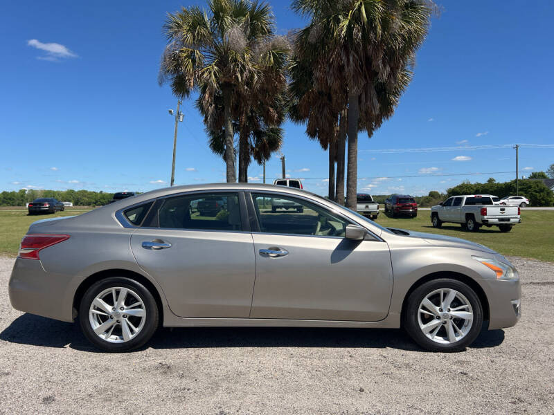 2013 Nissan Altima for sale at V'S CLASSIC CARS in Hartsville SC