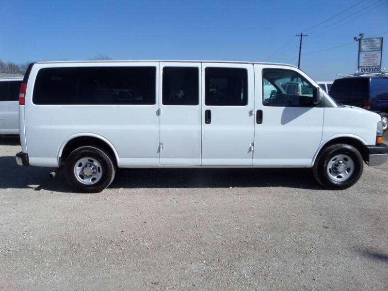 2014 Chevrolet Express Passenger for sale at AUTO FLEET REMARKETING, INC. in Van Alstyne TX