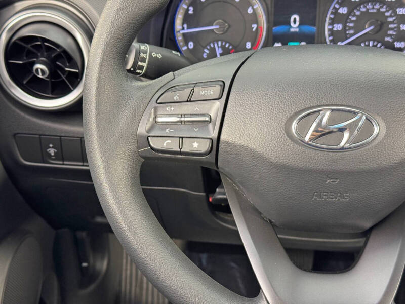 2022 Hyundai Kona SE