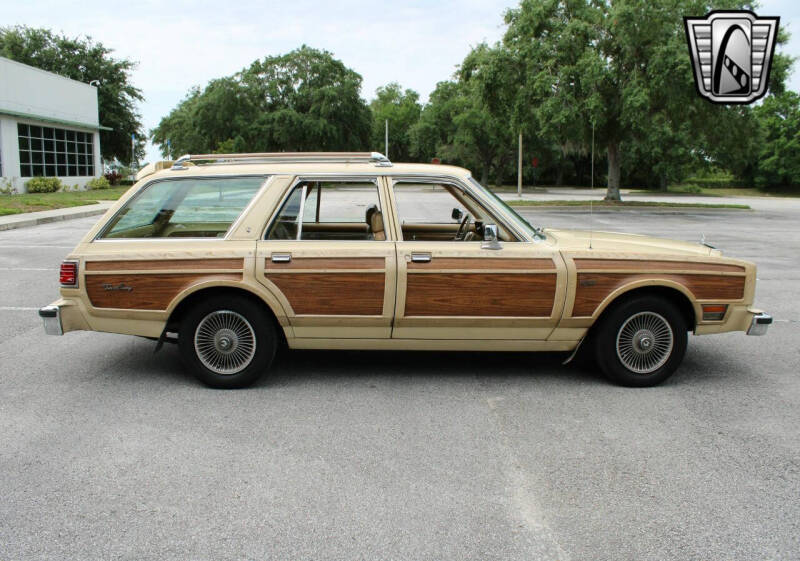 1981 Chrysler Le Baron Town and Country