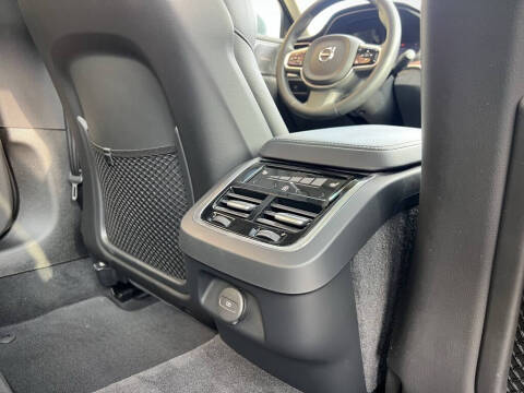 2023 Volvo S60 B5 Ultimate Bright Theme