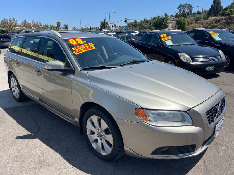 2008 Volvo V70 for sale at 1 NATION AUTO GROUP in Vista CA