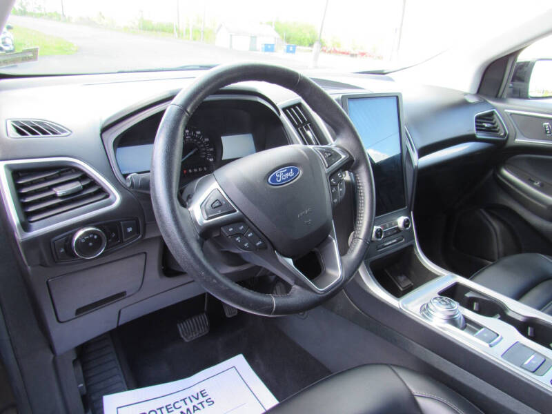 2023 Ford Edge