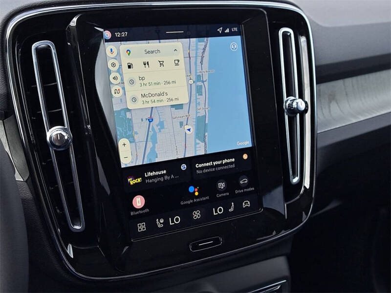 2026 Volvo XC40 B4 Core