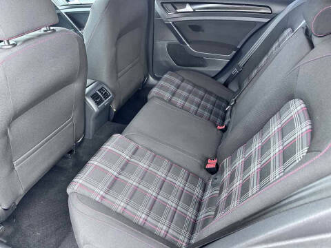 2016 Volkswagen Golf GTI