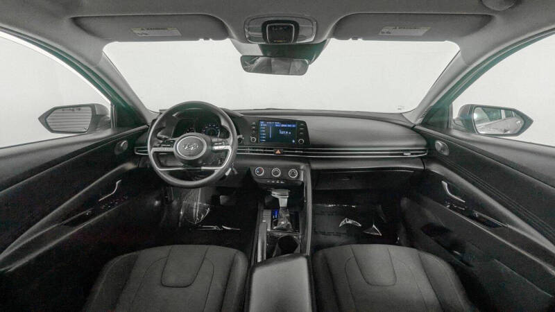 2022 Hyundai Elantra