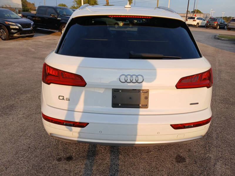 2019 Audi Q5 quattro Premium Plus 45 TFSI