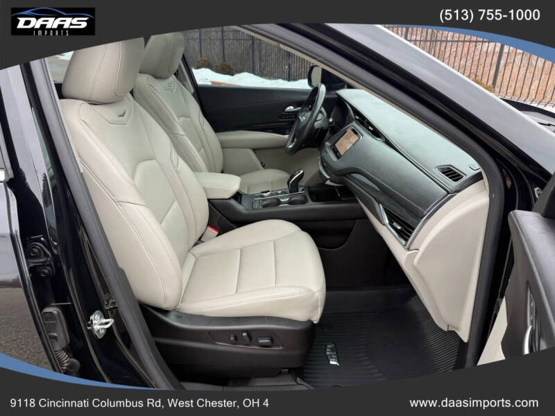 2020 Cadillac XT4 Premium Luxury