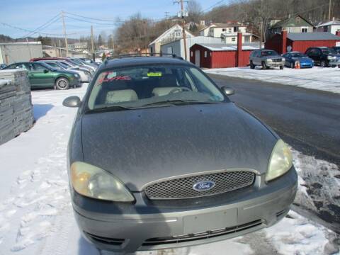2004 Ford Taurus for sale at FERNWOOD AUTO SALES in Nicholson PA