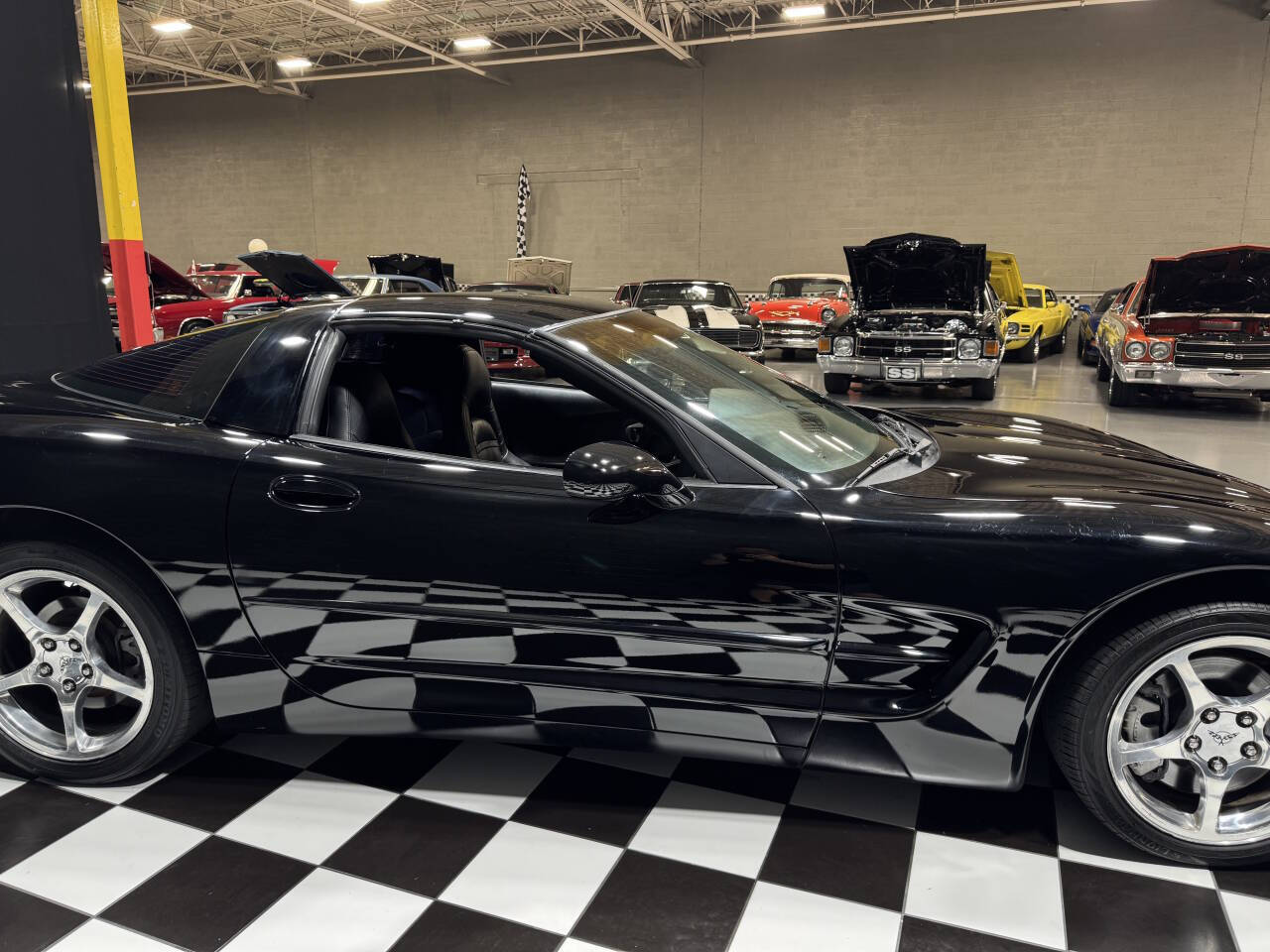 2004 Chevrolet Corvette 8